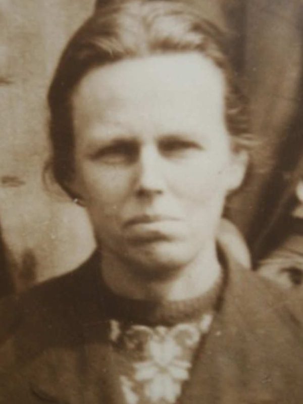 Chitty,-Leticia--tojpeg_1446479135424_x2